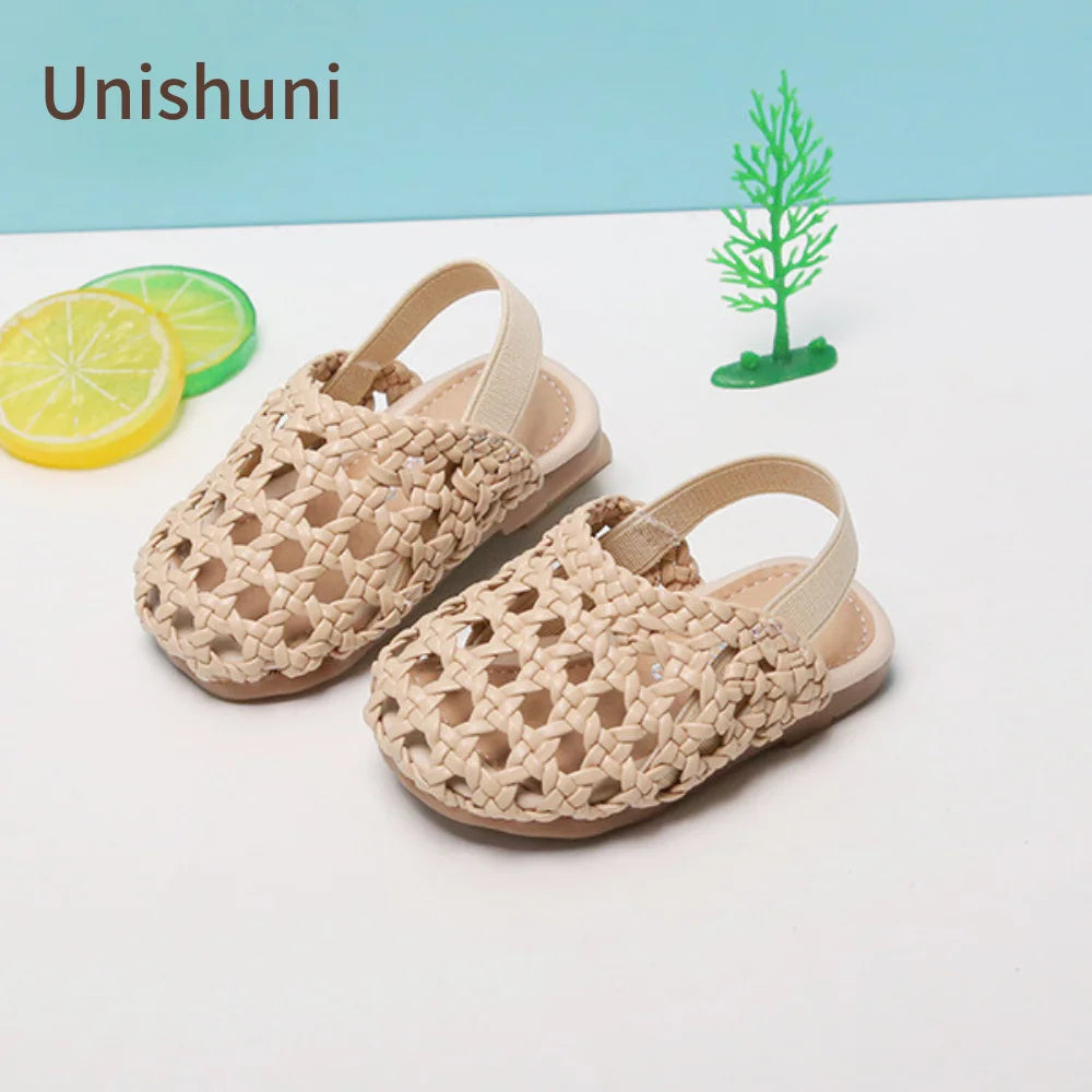 Baby Girls Shoes Braided Sandals for Girls Kids Fashion Hollow Out Leather Shoe Soft Sole Retro Princess Slippers Beach Shoes