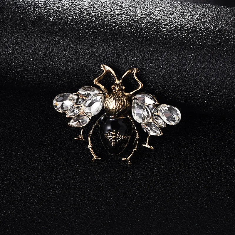 Creative Cute Insect Brooch Drip Oil Rhinestone Bee Beetle Animal Brooches Fashion Corsage Clothing Accessories Universal Pins