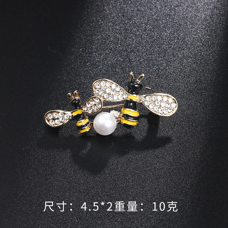 Creative Cute Insect Brooch Drip Oil Rhinestone Bee Beetle Animal Brooches Fashion Corsage Clothing Accessories Universal Pins