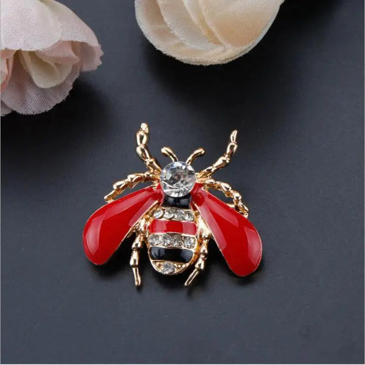 Creative Cute Insect Brooch Drip Oil Rhinestone Bee Beetle Animal Brooches Fashion Corsage Clothing Accessories Universal Pins