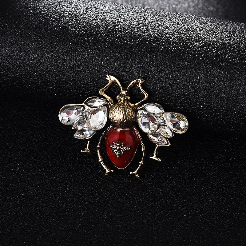 Creative Cute Insect Brooch Drip Oil Rhinestone Bee Beetle Animal Brooches Fashion Corsage Clothing Accessories Universal Pins