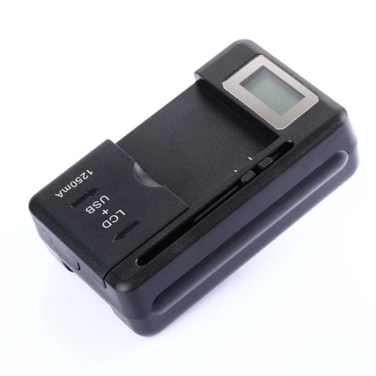 New Car Universal Mobile Battery Charger EU US Plug in LCD Indicator Screen USB Port for Mobile Phone Battery Charger